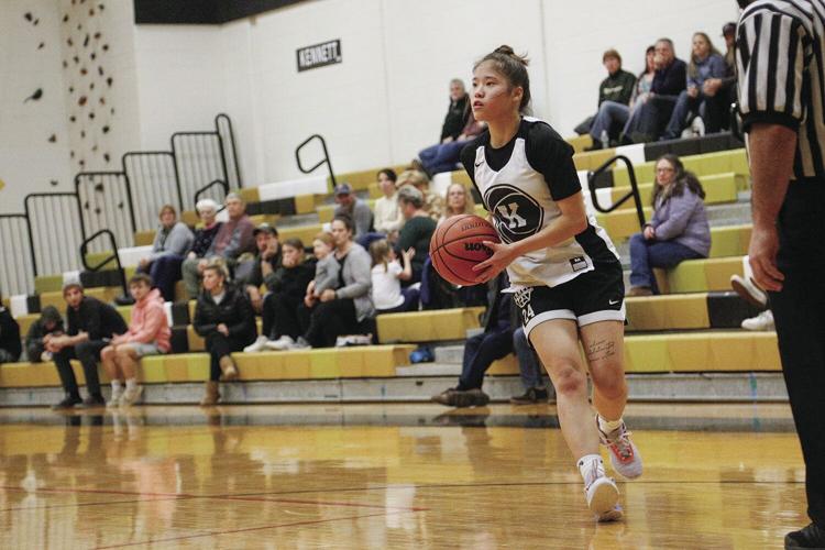 12-02-22 KHS WBB chin run