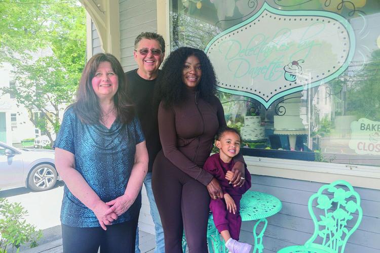 06-19-25 Danette-TV Couple pose outside