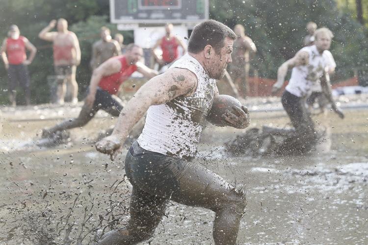 09-12-21 Mud Bowl running tight