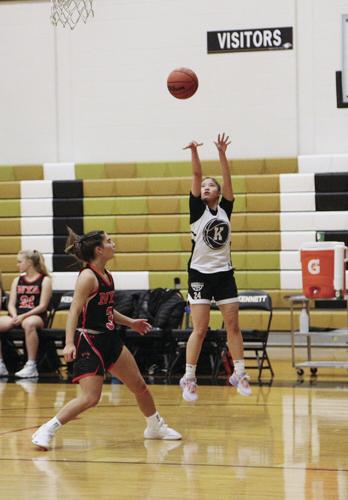 12-02-22 KHS WBB chin wide shot