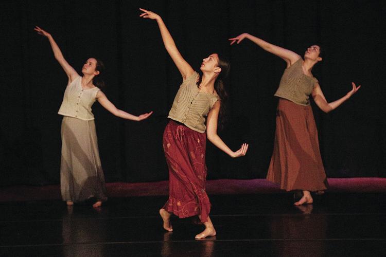 05-30-23 Axis Common Threads reaching medium