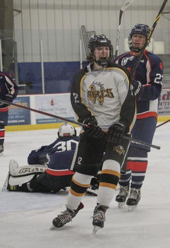 02-21-22 KHS Hockey glackin goal cheer