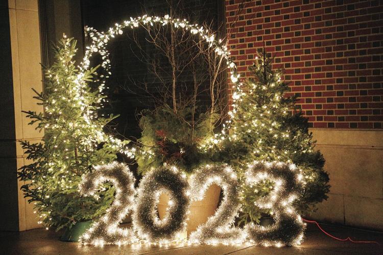 12-31-22 Night of Lights year display