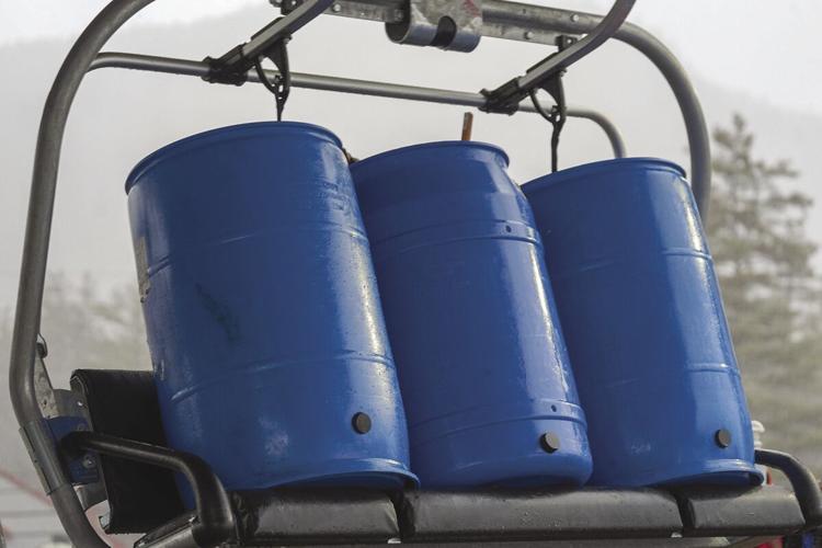 blue barrels-Mountaineer lift