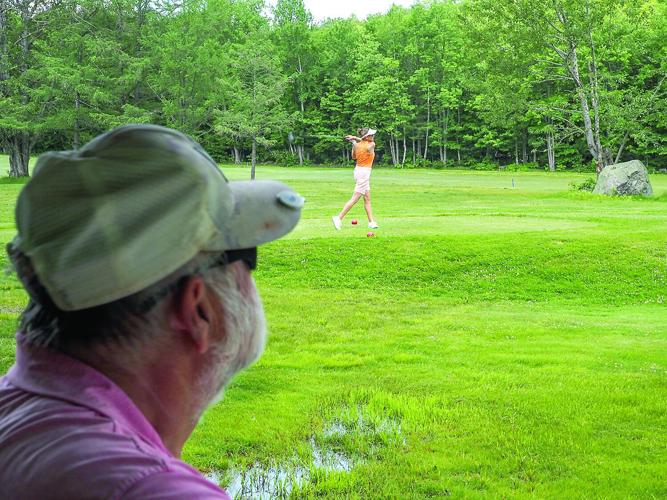 Golf Column - Oakdale - White Mountain SeniorsDee Dee McCarty tees off