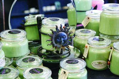 07-08-24 Soyfire candle holder