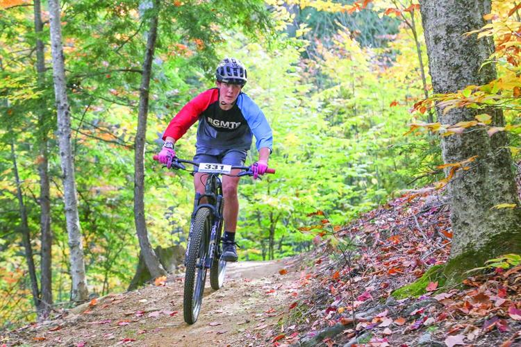 10-21-26 KHS Mtn Bike medium head on brochu
