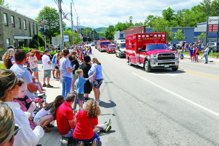 07-04-25 Fourth Parade conway fire trucks wide