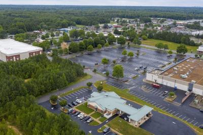 Police got cellphone data for many people who happened to be in this area near the time of a bank robbery.