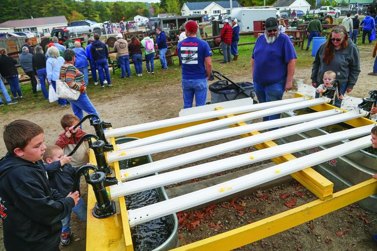 10-04-26 Fryeburg Fair duck racing