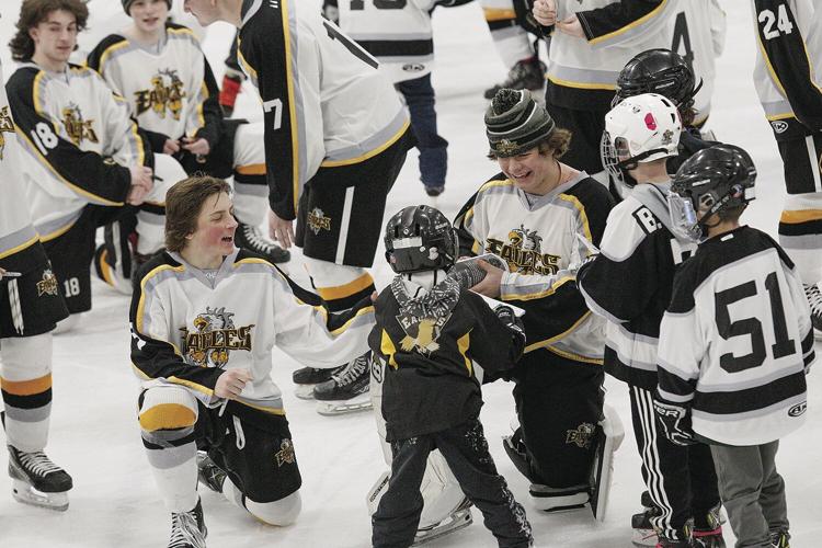 01-21-23 KHS Hockey signing smith and deyak