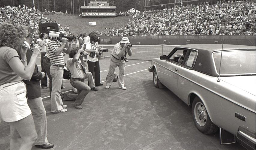 1978 Volvo car and stadium