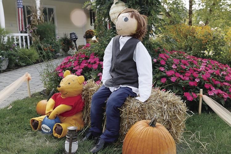 10-05-21 Pumpkins snowflake inn medium