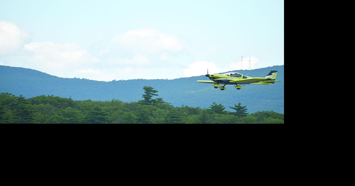 7th Aviation Day draws good crowds and fine weather