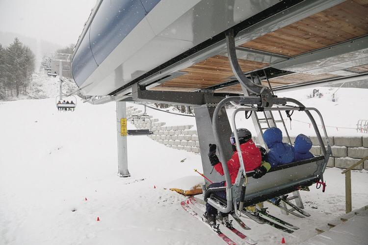 01-07-23 Mountaineer going up from base