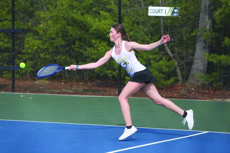 04-10-26 KHS GTennis scontsas reach