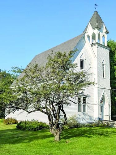 CL East Raymond Chapel  .tif
