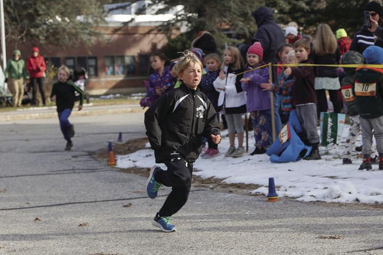 11-21-22 JF Turkey Trot top 2-3 runner