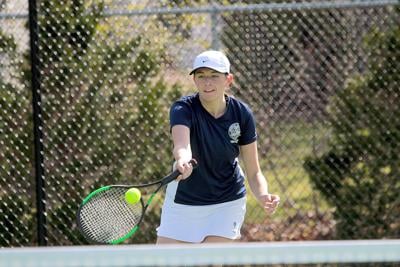 FA girls tennis - Naomi Harper