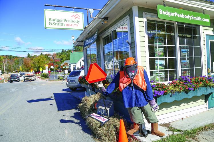 10-01-25 Pumpkin People badger construction
