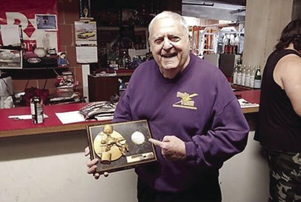 Ted Sares returns to weightlifting competition 1