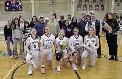 FA girls hoop - Senior Night senior group