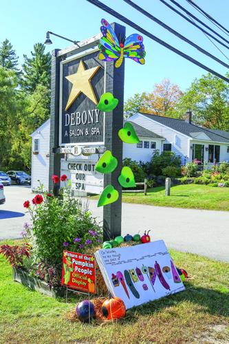 10-01-25 Pumpkin People debony wide vertical