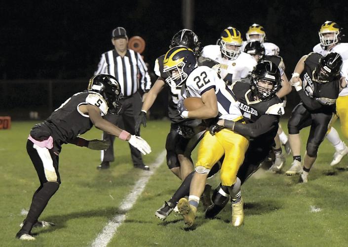 KHS football - Daven Bailey tackle