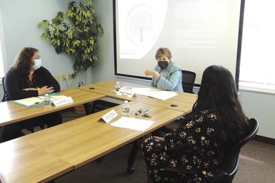Jeanne Shaheen Visits Coos County Family Health Service
