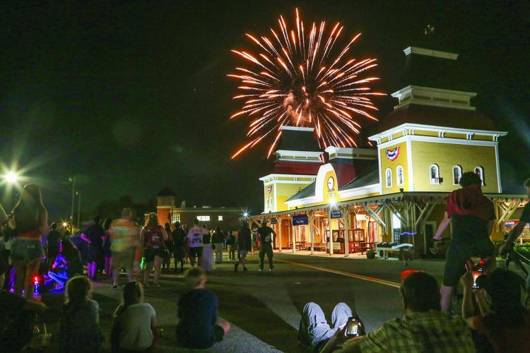 07-04-26 Fourth NoCo fireworks golden
