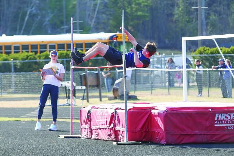 04-22-25 KHS Track high jump fa