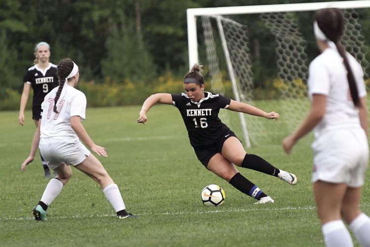 Sophie Killeen dribbles 2