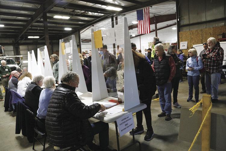 11-08-22 Conway Voting line check-in
