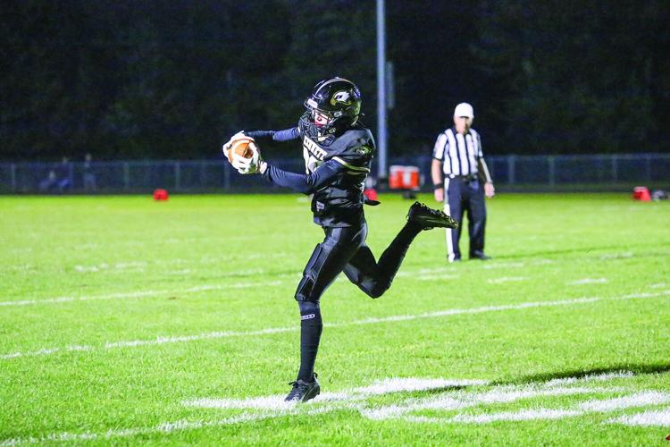 09-18-26 KHS FB st lawrence catch