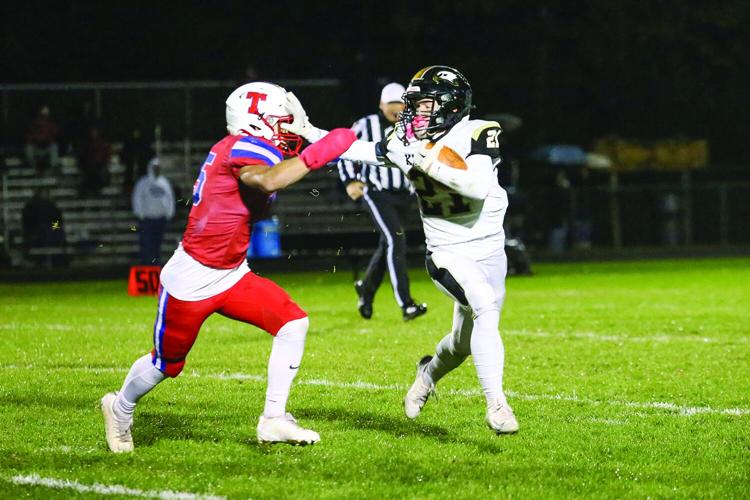 10-24-25 KHS FB coleman run 2