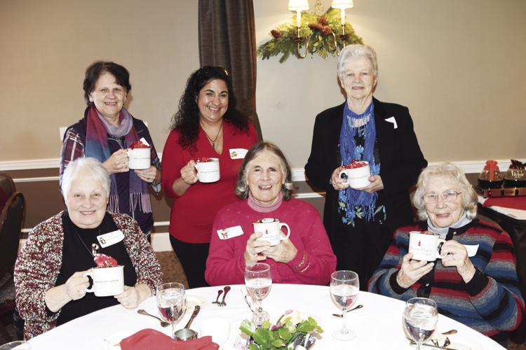 MH-Volunteer Lunch 2018-12 (39).jpg