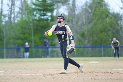 KHS Softball - Makenna Noyes pitching