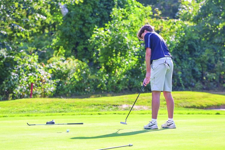 09-11-25 KHS Golf hill putt