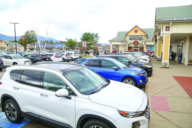 11-08-25 Bring a Friend parking crowded