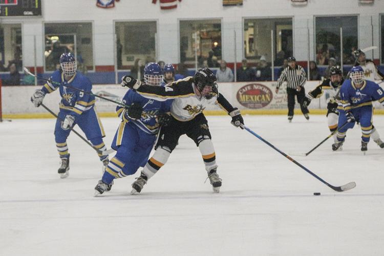 12-27-22 Peter Hall Xmas Tournament seavey arm out