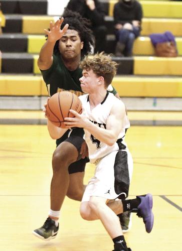 KHS boys hoop - Nivk Houghton-LaClair