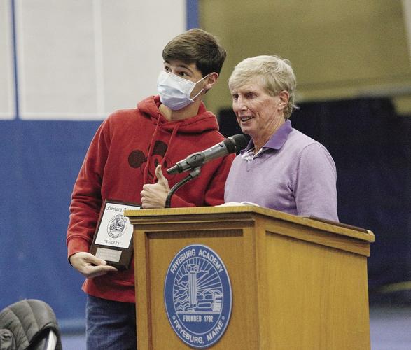 11-18-21 FA Sports Awards xc boy top runner pose