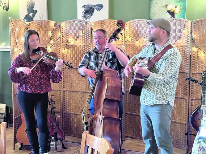 Valley Voice - Darlin' Corey