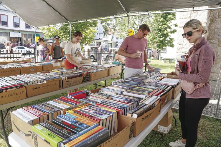 09-02-23 Library Book Sale browsing wide