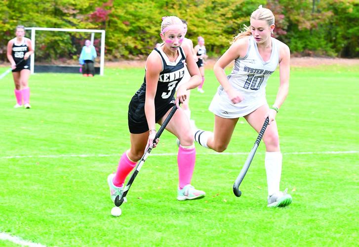 KHS Field Hockey - Noli Houde dribble