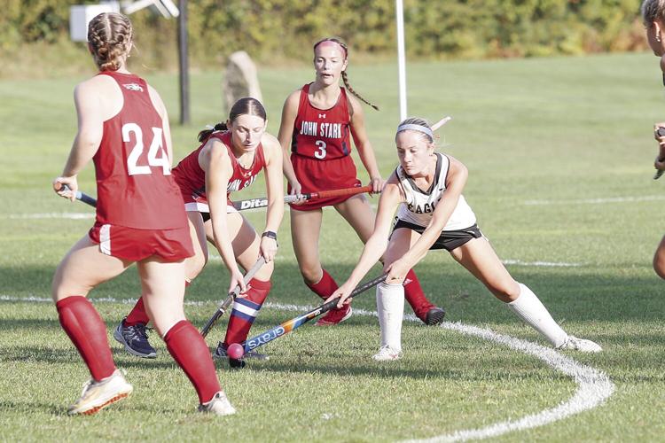 10-05-23 KHS FH hanson reaching