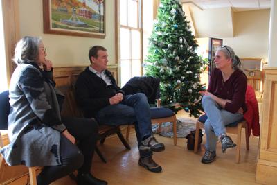 Sen. Bennet talks education in Gorham