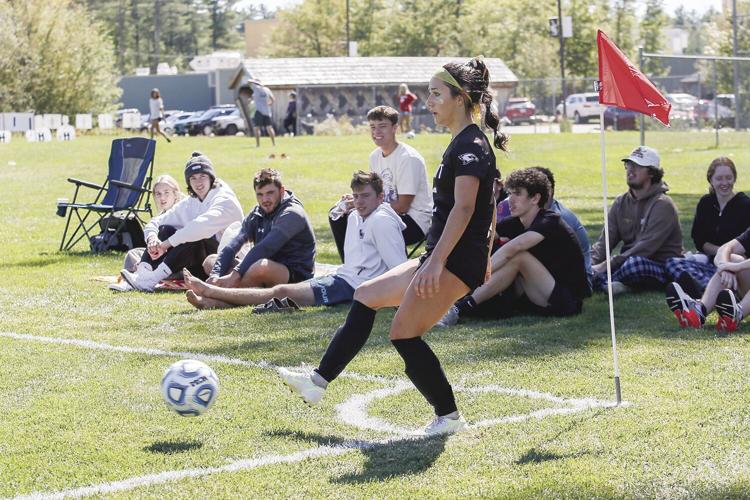 09-17-22 KHS WSOC wheat corner kick