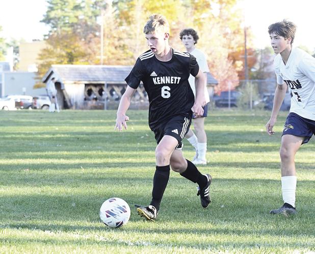 KHS Boys Soccer - Owen Zipf dribbling