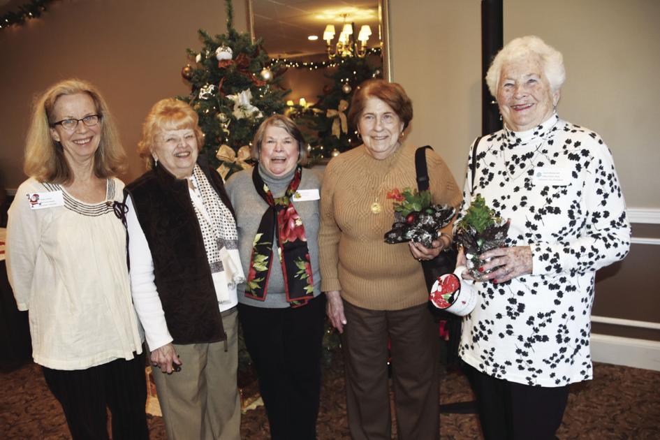 Hospital volunteers group marks 50 years